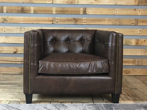 JHS Lancaster Distressed whiskey Leather Chair