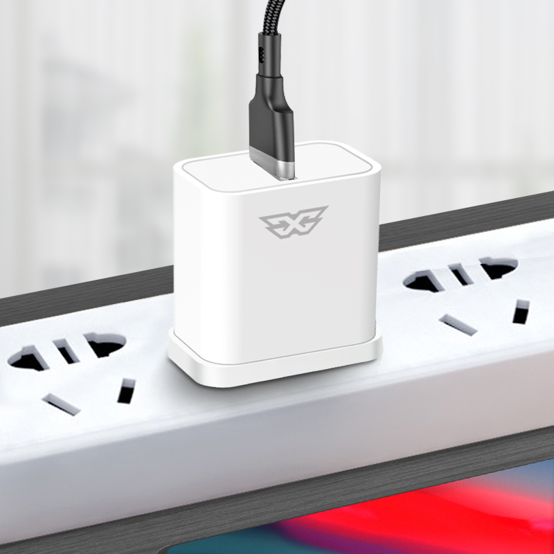XFC10-B 18W Quick Charger Many Charging Agreements