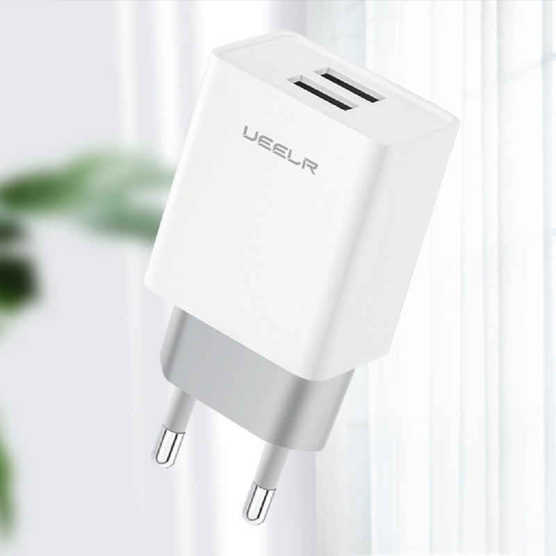 DC03-E 2.4A Dual USB Charger