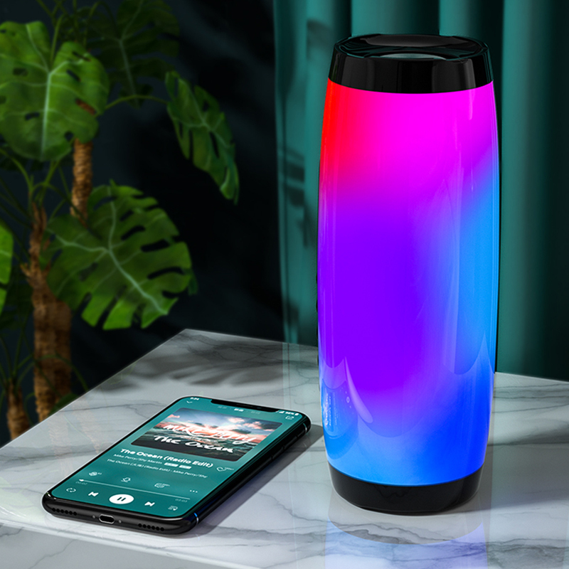 TG-157(DV05) Portable Wireless Speaker LED FLASHING LIGHT