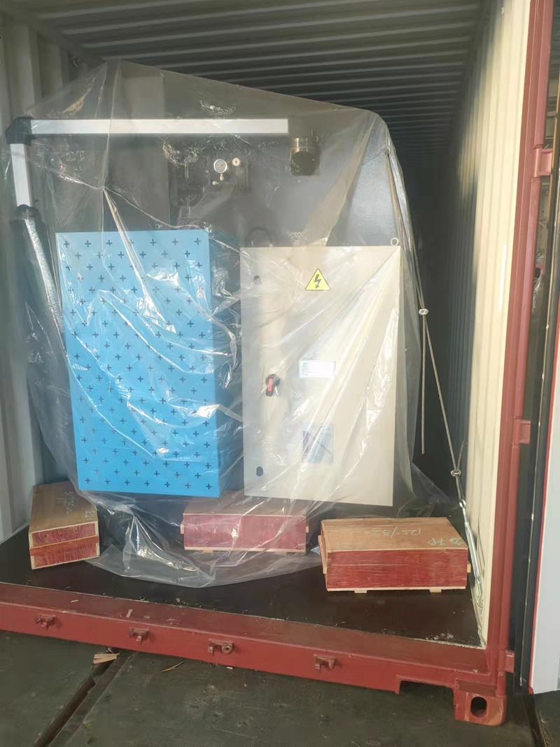 Delivery 3 sets press brake and shearing machine  to Malaysia