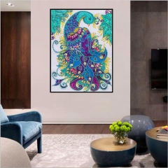 SX-V023   Special Shaped Diamond Painting Kits - Peacock