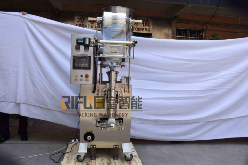 Small bag granule packing machine