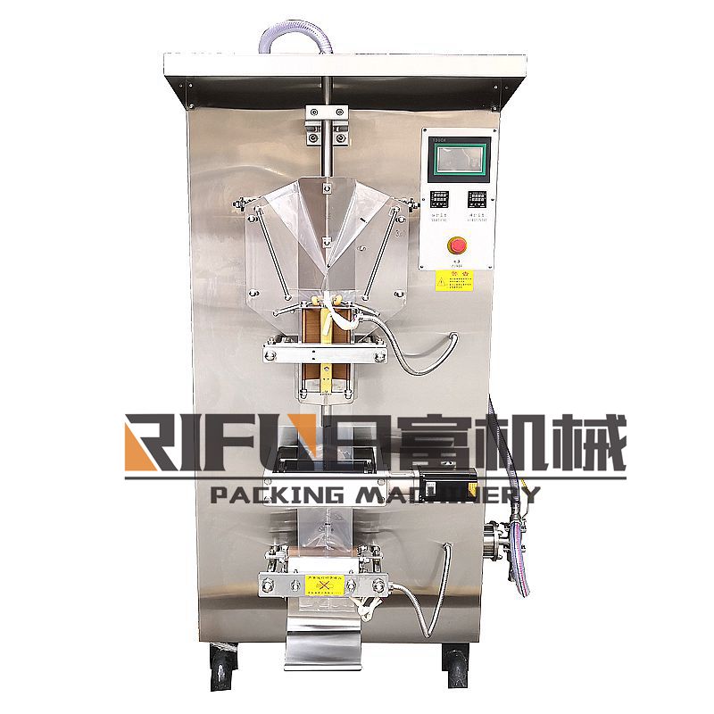 Water pouch packing machine for liquid