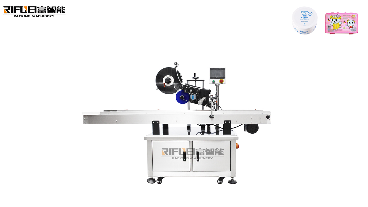 Automatic flat surface labeling machine