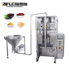 Automatic vertical liquid packing machine with rotary pump