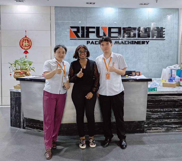 Zimbabwe customer visited RIFU factory