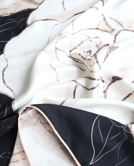 Square14MM 90cm  Twill Silk hand Rolled Edges Scarf