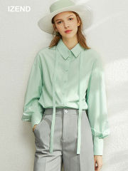 Thin Summer Shirt with Collar Stripe