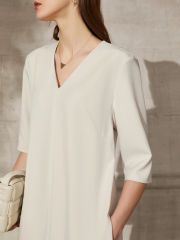 V-neck Simplicity Shift Dress