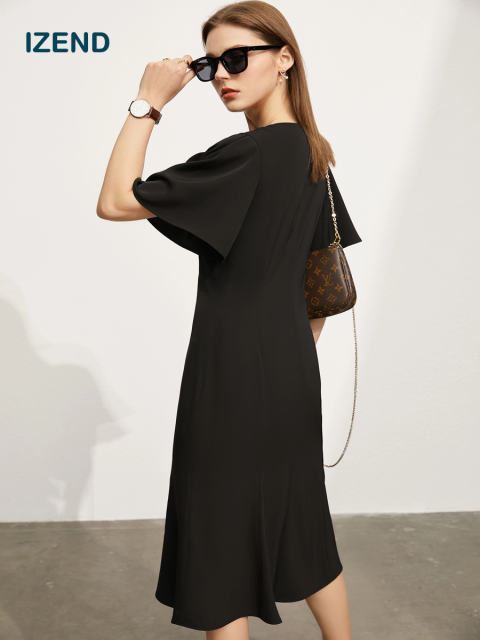 V-neck  lotus sleeve dress