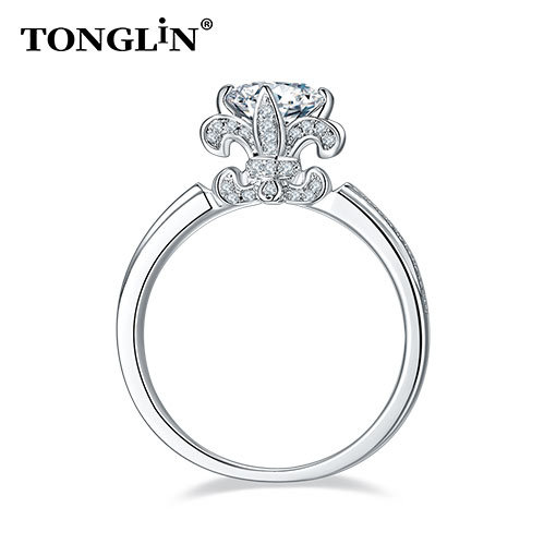 High Quality Wholesale 925 Custom Jewelry Ring With Synthetic Cubic Zirconia
