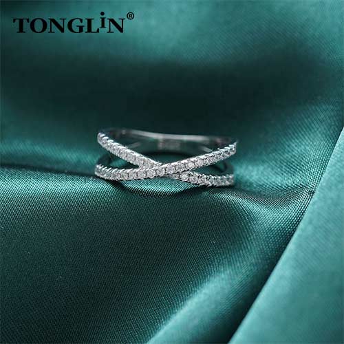 Wholesale Custom Silver Ring Bling Bling 925 CZ Diamond Crystal Rings Women