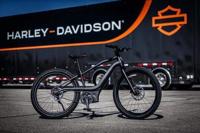 Harley-Davidson недавно выпустила свой первый электрический велосипед, серийный номер 1.