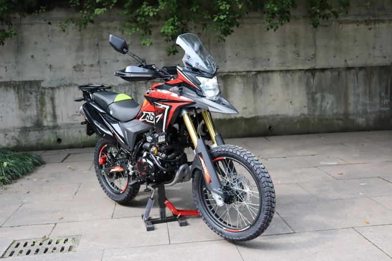 Motorcycle Adv250