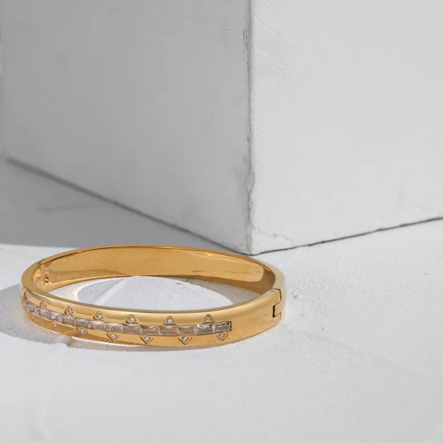 ENFASHION Pulseras Geometry Triangular Zircon Bangle For Women 18K Gold Plated Bracelet Fashion Cute Elegant Jewelry Gift 232364