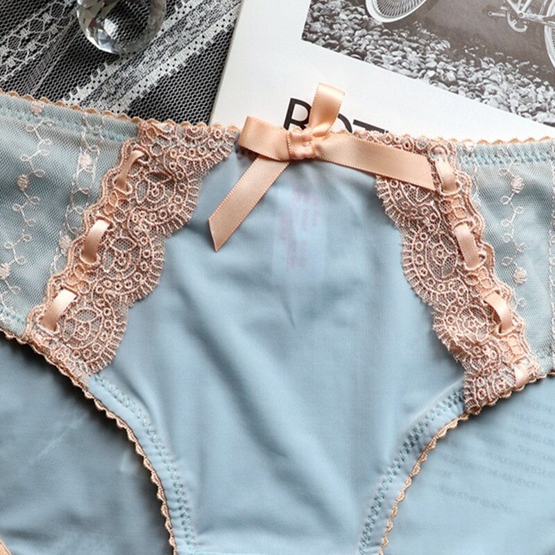 Japanese Retro Embroidery Lace Bow Cute Large Women's Low Waist Underwear Female Hip Ice Smooth Comfortable Breathable Briefs