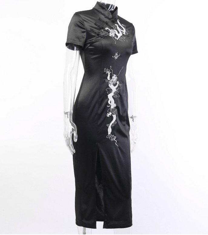 2 Sets Sexy Black Embroidered Chinese cheongsam