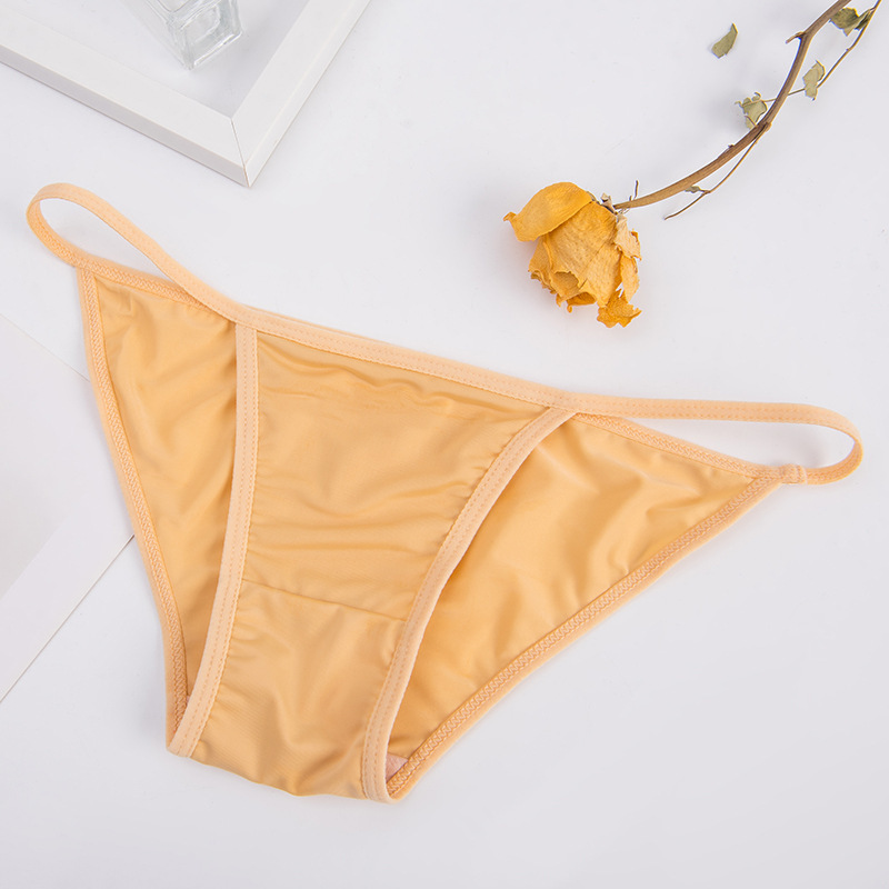 TRACELESS THONG WOMEN'S ICE SILK PANTIES FEMININE FEELING OF INTEREST TRANSPARENT LOW-RISE ONE-PIECE WOMEN'S PANTIES WOMEN'S T PANTS