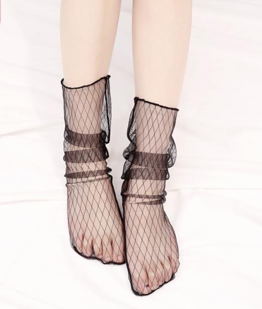 Summer female mesh stockings short tube fishing net stockings mesh stockings sexy European and American fashion pile stockings short silk stockings spring stockings