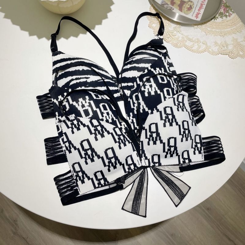 A front button women's breast wrapped zebra letter sexy sling back bow baby cotton triangle cup bra