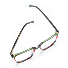 Best Eyewear for Round Face – Fashionable Glasses Frames