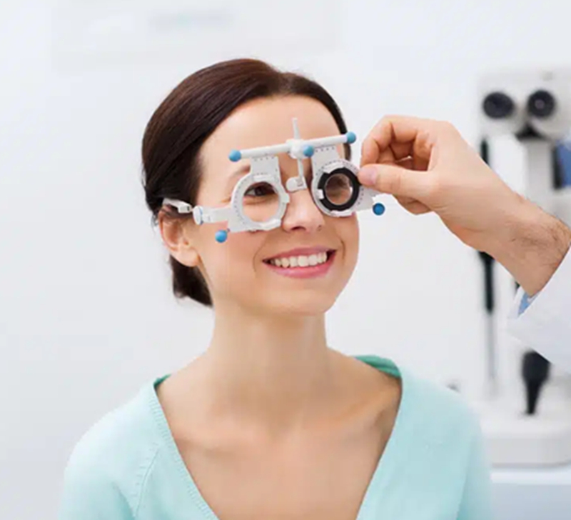 Why eye exams are important – and how we support your eye health with high-quality eyewear?