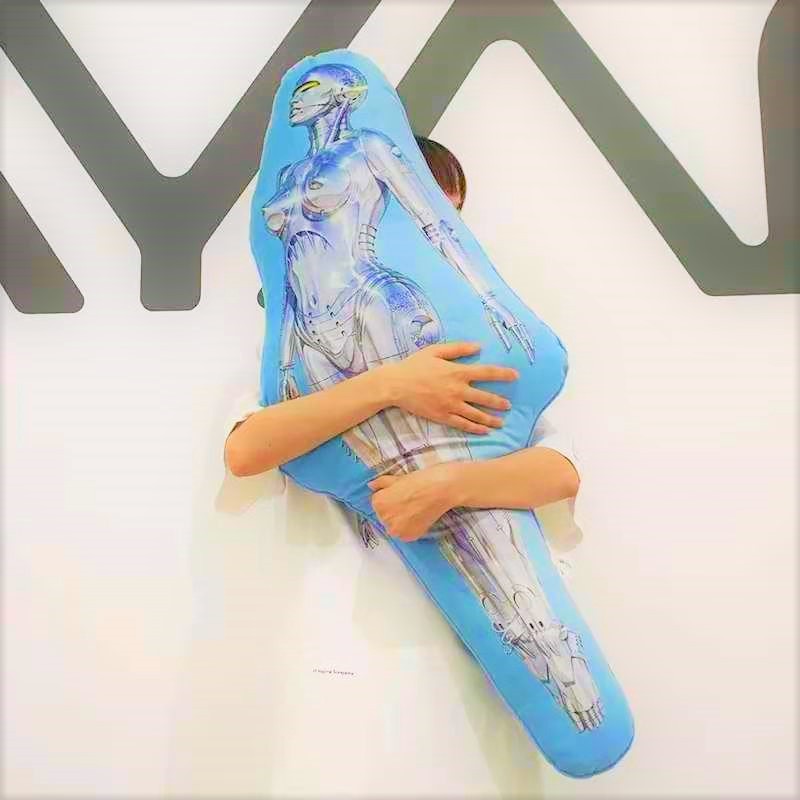 Hajime Sorayama X HOWstore ( Limited ) 空山基限量聯名抱枕