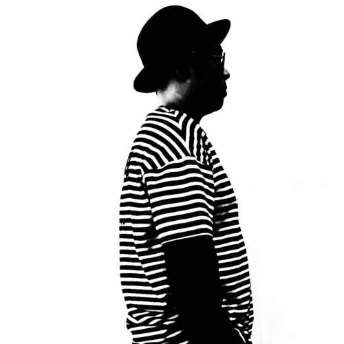 張依楠 ZHANG YINAN