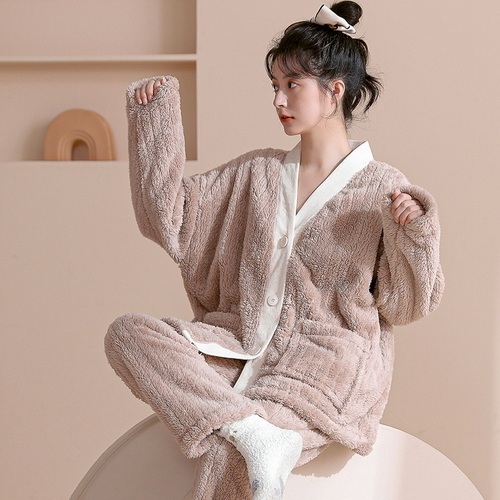 Pajamas Women's autumn and winter new style coral velvet thickened winter flannel household suit