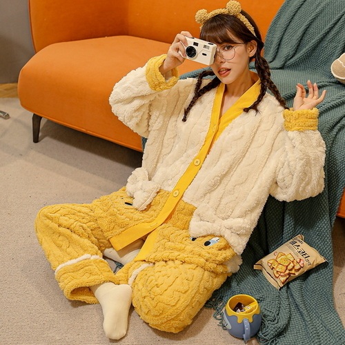 Pajamas Women's autumn and winter new style coral velvet thickened winter flannel household suit