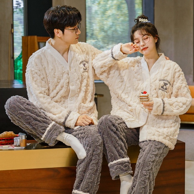 Coral velvet couple pajamas women's autumn and winter flannel men's autumn thickened plush housewear winter suit