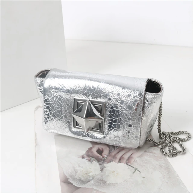 The first layer of cowhide bag 2023 spring/summer new high-grade casual leather single shoulder crossbody chain mini square bag