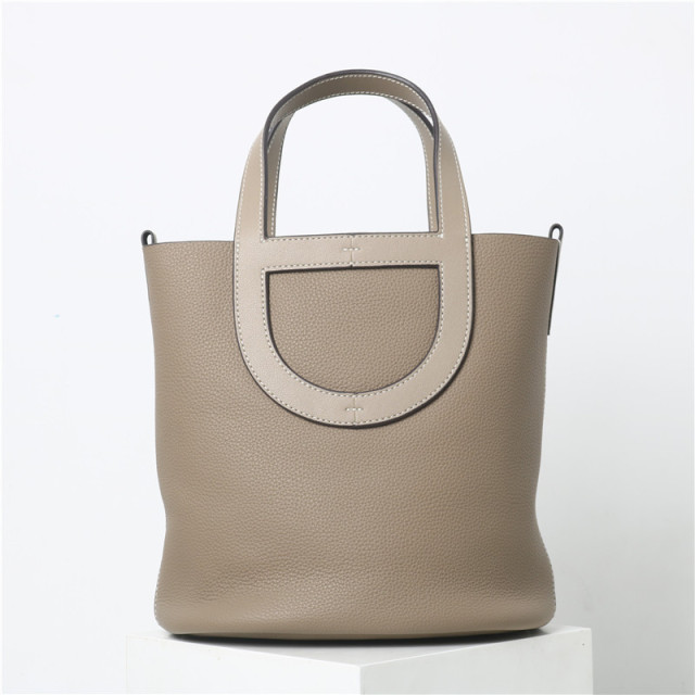 The first layer of cowhide basket 2023 spring and summer new fashion soft skin pig nose bucket bag shoulde carry bag