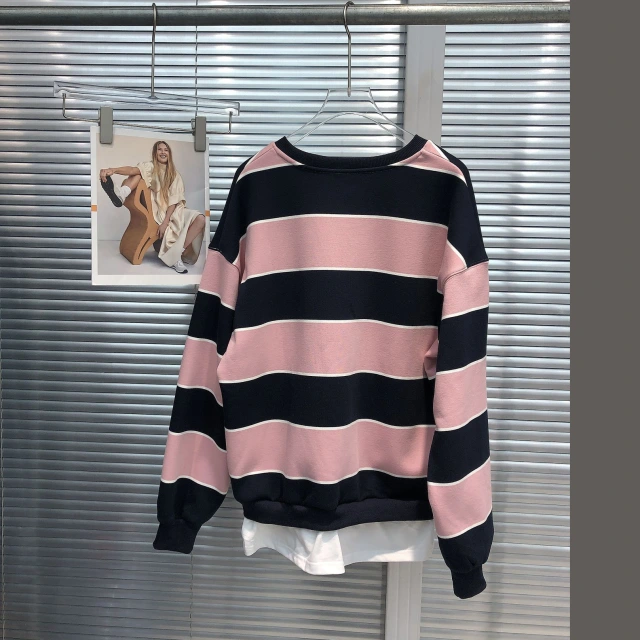 100% Cotton Winter 2023 new American retro sweet cool careful machine C letter color stripes  hoodie woman