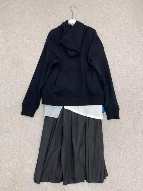 100% Cotton and handmade expersive Niche design multi-layer personalized color combination hoodie wool circle casual dark series dress