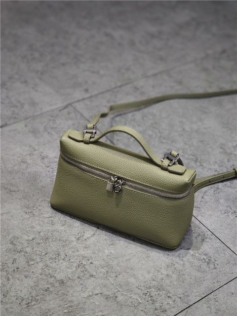 Lunch box Baotou layer cowhide bag 2023 new gigi with a simple fashion hand-held cross-body makeup handbag