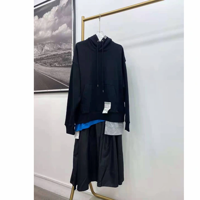 100% Cotton and handmade expersive Niche design multi-layer personalized color combination hoodie wool circle casual dark series dress