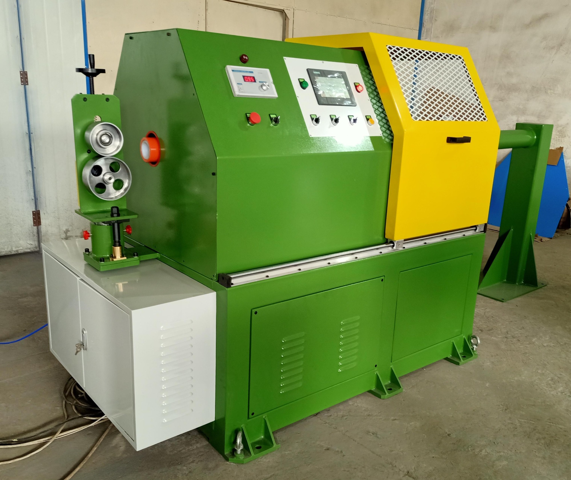 Concentric Type Magnetic Powder Tension Metal Copper Tape Wrapping Machine