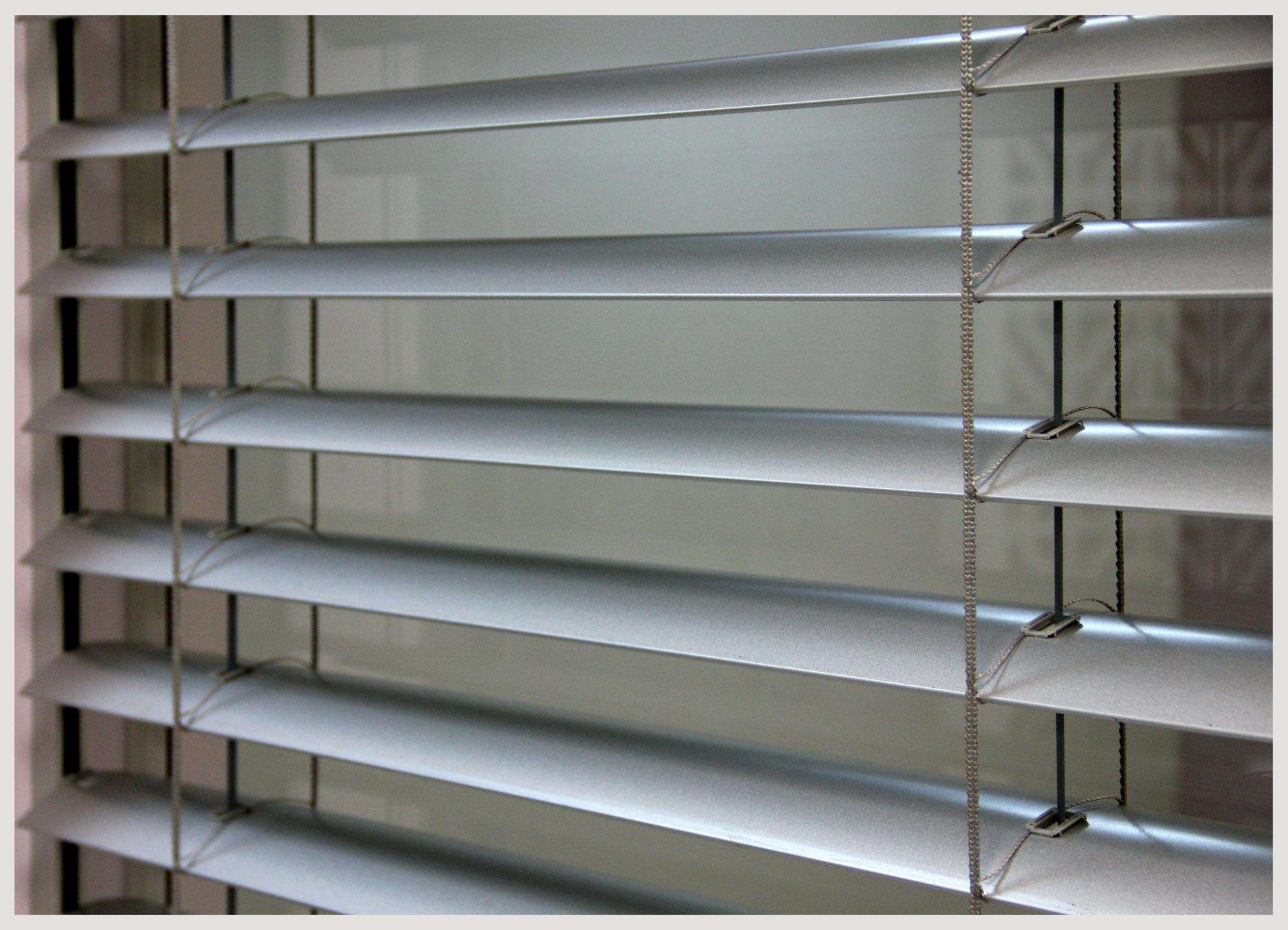 Motorized Venetian Blind