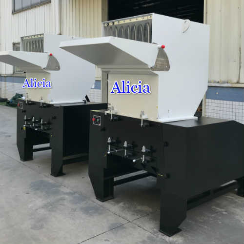 good price waste rubber crusher with flake blade