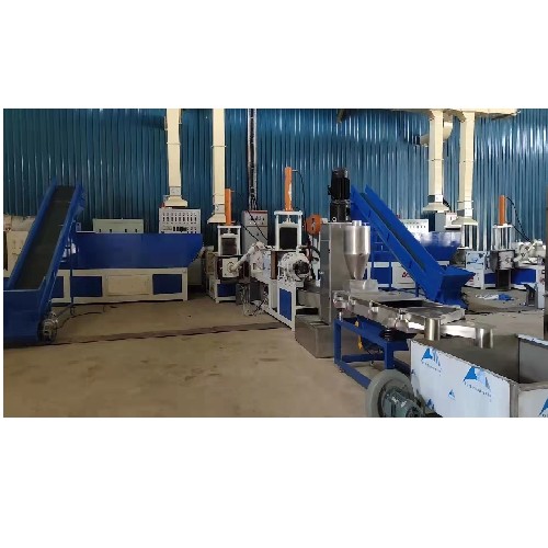 PE film recycling and pelletizing production line