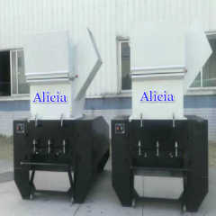 flat knife recycling plastic crusher with blower and silo hopper