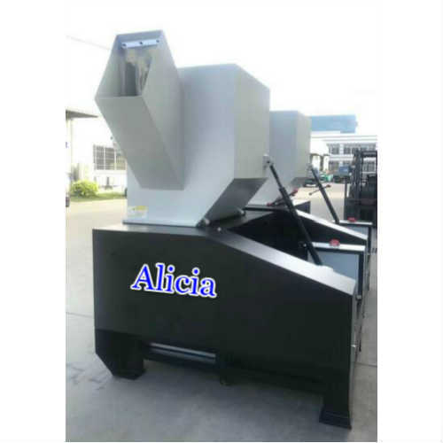 Crusher for plastic pipes, profiles, plates