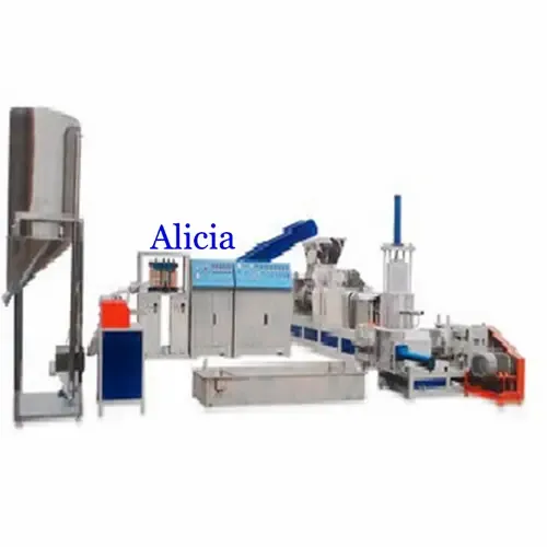 Ligne de production d'étirage à l'eau et de granulation PET