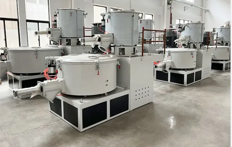 Équipement de mélange horizontal de poudre de PVC à haute vitesse