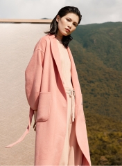 Women plant dyeing cashmere coat