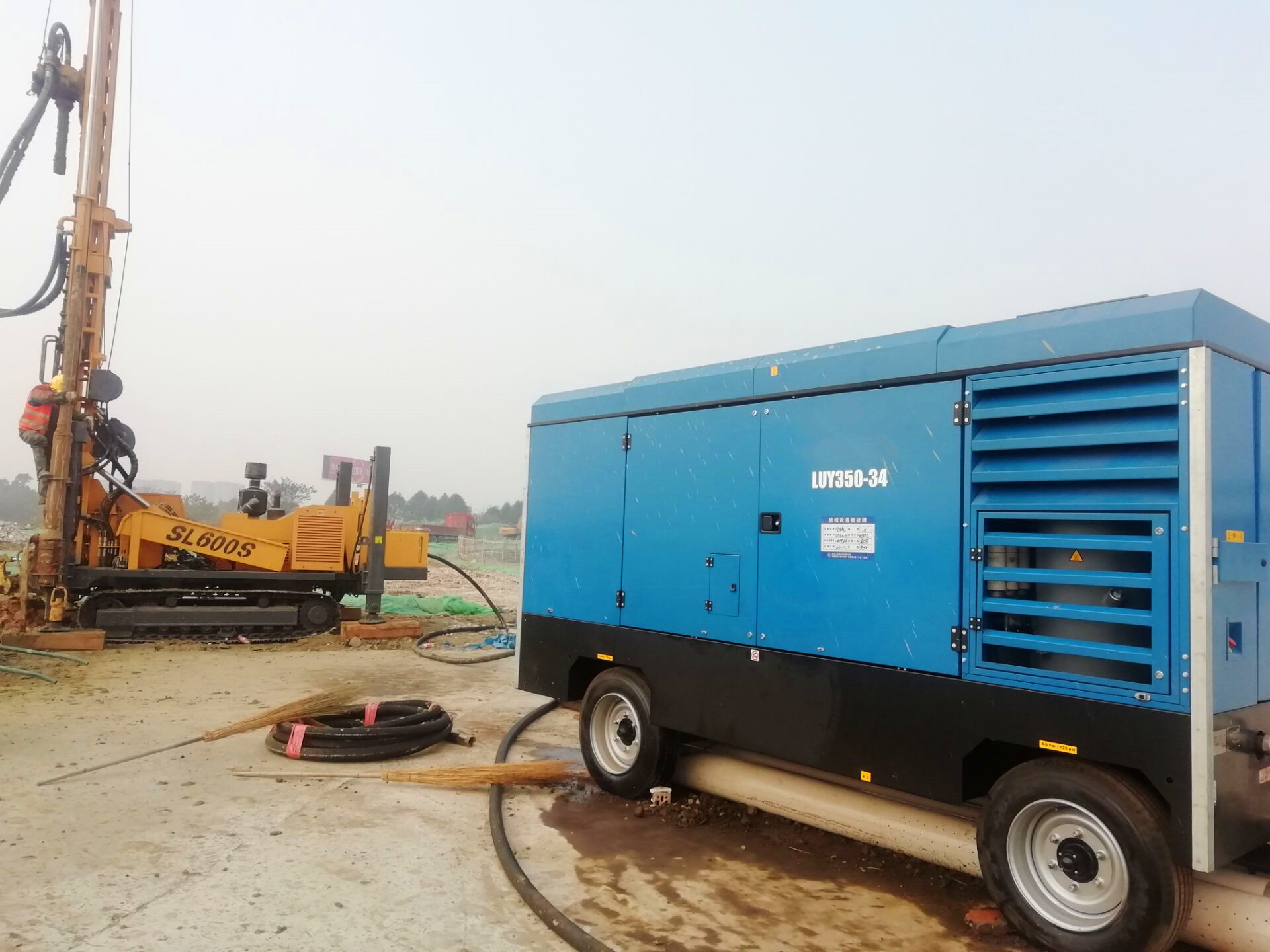 High-pressure Air Drilling Diesel Air Compressor