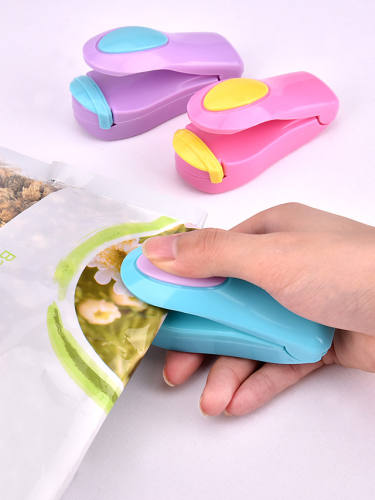 Portable Heat Sealer Plastic Bag Storage Packet Mini Sealing Machine Handy Sealers Easy Resealer For Food Snack Kitchen Gadgets