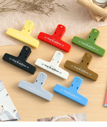 1pcs Colorful Plastic Magnetic Ticket Holder Neat & Uniform Paper Clips File Clamp Refrigerator Magnets Office School